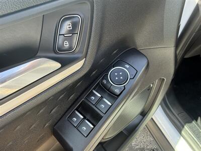 2020 Ford Escape SE   - Photo 12 - Elkhart, IN 46514