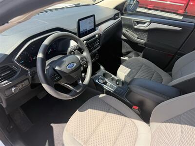 2020 Ford Escape SE   - Photo 13 - Elkhart, IN 46514