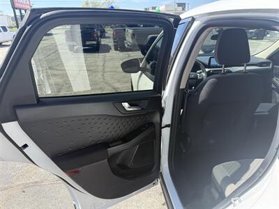 2020 Ford Escape SE   - Photo 14 - Elkhart, IN 46514