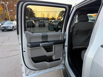 2016 Ford F-150 SUPERCREW - Photo 11 - Elkhart, IN 46514