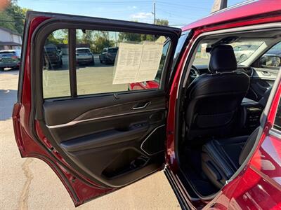 2021 Jeep Grand Cherokee L L LIMITED   - Photo 14 - Elkhart, IN 46514