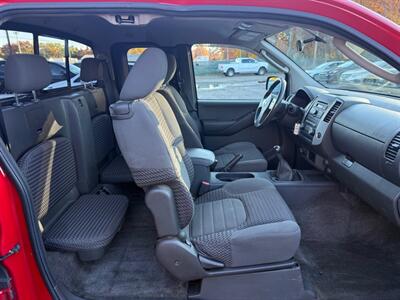 2010 Nissan Frontier KING CAB SE - Photo 14 - Elkhart, IN 46514