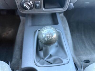 2010 Nissan Frontier KING CAB SE - Photo 16 - Elkhart, IN 46514