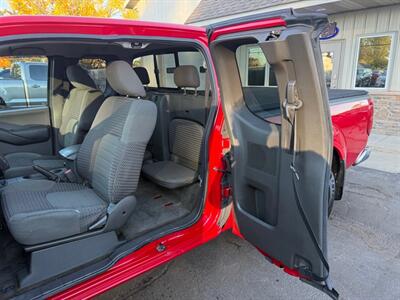 2010 Nissan Frontier KING CAB SE - Photo 9 - Elkhart, IN 46514