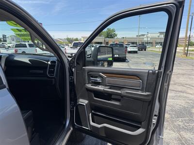 2024 RAM 2500 Laramie - Photo 18 - Elkhart, IN 46514
