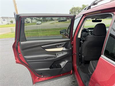 2020 Subaru Ascent Premium 7-Passenger - Photo 13 - Elkhart, IN 46514
