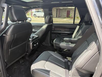 2018 Ford Expedition Limited - Photo 14 - Elkhart, IN 46514