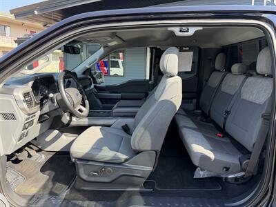 2021 Ford F-150 XLT   - Photo 12 - Elkhart, IN 46514