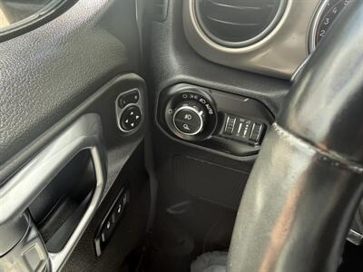 2020 Jeep Gladiator Sport S   - Photo 20 - Elkhart, IN 46514