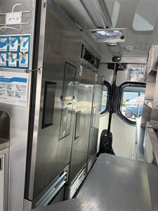 2020 Mercedes-Benz Sprinter 4500 - Photo 18 - Elkhart, IN 46514