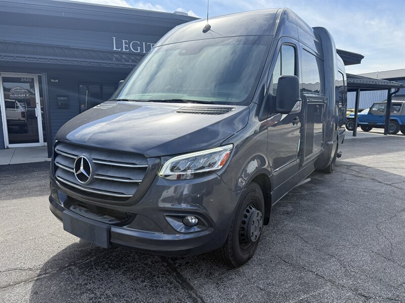 2020 Mercedes-Benz Sprinter 4500   - Photo 1 - Elkhart, IN 46514