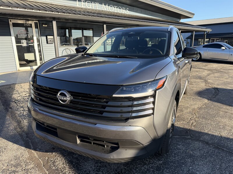 2026 Nissan Kicks SV   - Photo 1 - Elkhart, IN 46514