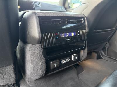 2024 Jeep Wagoneer L Series II - Photo 17 - Elkhart, IN 46514