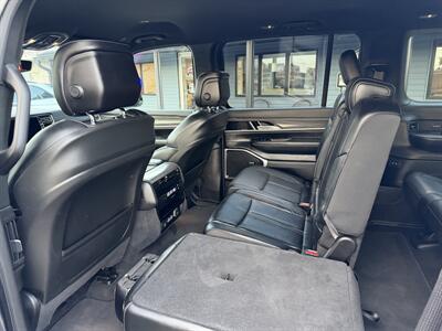 2024 Jeep Wagoneer L Series II - Photo 15 - Elkhart, IN 46514