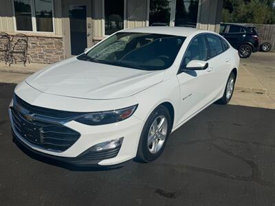 2022 Chevrolet Malibu LS   - Photo 12 - Elkhart, IN 46514