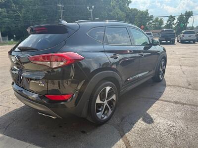 2016 Hyundai TUCSON LIMITED   - Photo 8 - Elkhart, IN 46514