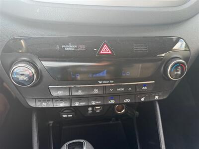2016 Hyundai TUCSON LIMITED   - Photo 16 - Elkhart, IN 46514