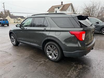 2022 Ford Explorer XLT   - Photo 3 - Elkhart, IN 46514