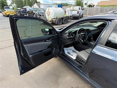 2019 Honda Civic EXL   - Photo 8 - Elkhart, IN 46514