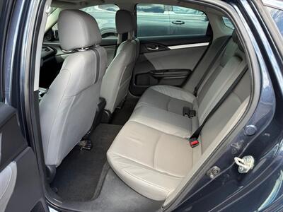 2019 Honda Civic EXL   - Photo 11 - Elkhart, IN 46514