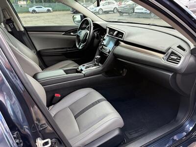 2019 Honda Civic EXL   - Photo 16 - Elkhart, IN 46514