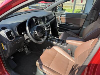 2017 Kia Sportage SX Turbo - Photo 12 - Elkhart, IN 46514
