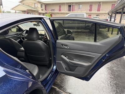 2023 Nissan Altima 2.5 SR - Photo 14 - Elkhart, IN 46514