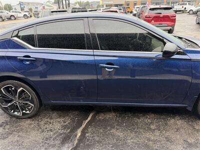 2023 Nissan Altima 2.5 SR - Photo 7 - Elkhart, IN 46514