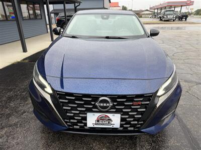 2023 Nissan Altima 2.5 SR - Photo 9 - Elkhart, IN 46514