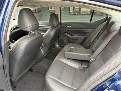 2023 Nissan Altima 2.5 SR - Photo 13 - Elkhart, IN 46514