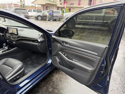2023 Nissan Altima 2.5 SR - Photo 17 - Elkhart, IN 46514