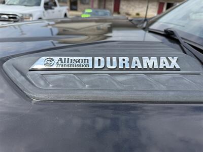 2021 Chevrolet Silverado 2500 LTZ   - Photo 11 - Elkhart, IN 46514