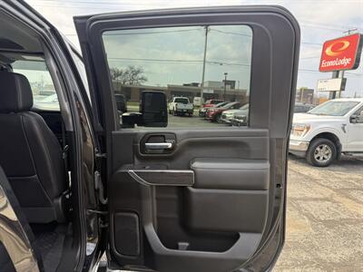 2021 Chevrolet Silverado 2500 LTZ   - Photo 16 - Elkhart, IN 46514