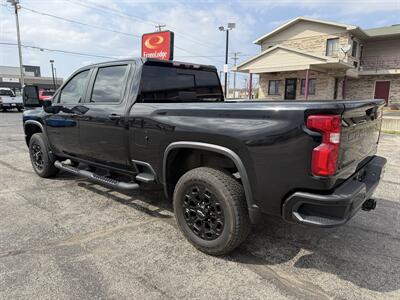 2021 Chevrolet Silverado 2500 LTZ   - Photo 5 - Elkhart, IN 46514