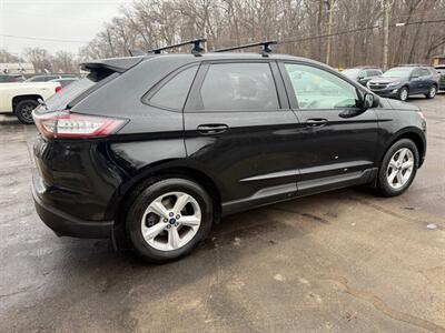 2017 Ford Edge SE   - Photo 5 - Elkhart, IN 46514