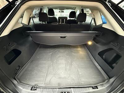 2017 Ford Edge SE   - Photo 12 - Elkhart, IN 46514