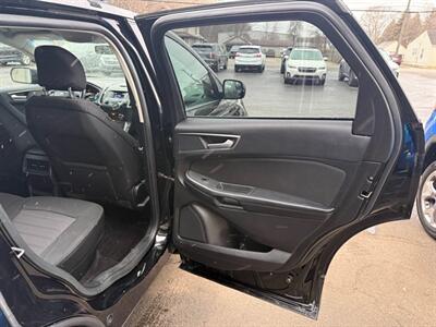 2017 Ford Edge SE   - Photo 13 - Elkhart, IN 46514