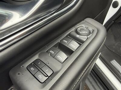 2023 GMC Yukon SLT - Photo 29 - Elkhart, IN 46514