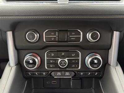2023 GMC Yukon SLT   - Photo 24 - Elkhart, IN 46514