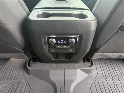 2023 GMC Yukon SLT - Photo 17 - Elkhart, IN 46514