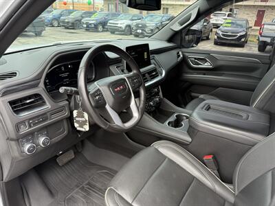 2023 GMC Yukon SLT   - Photo 13 - Elkhart, IN 46514