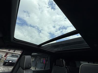 2023 GMC Yukon SLT   - Photo 28 - Elkhart, IN 46514