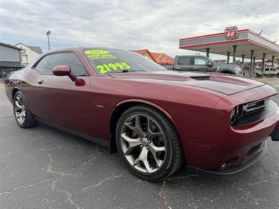 2017 Dodge Challenger R/T - Photo 9 - Elkhart, IN 46514