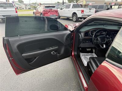 2017 Dodge Challenger R/T - Photo 11 - Elkhart, IN 46514