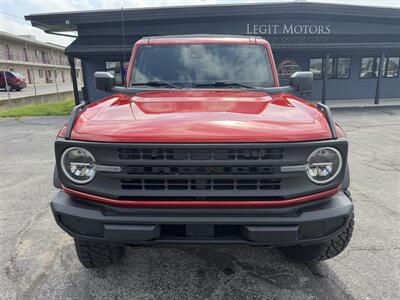 2023 Ford Bronco Big Bend Advanced   - Photo 10 - Elkhart, IN 46514