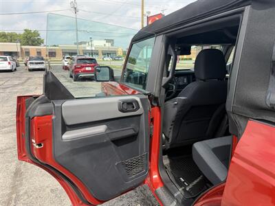 2023 Ford Bronco Big Bend Advanced   - Photo 12 - Elkhart, IN 46514
