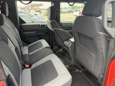 2023 Ford Bronco Big Bend Advanced   - Photo 14 - Elkhart, IN 46514