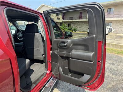 2019 Chevrolet Silverado 1500 LT   - Photo 16 - Elkhart, IN 46514