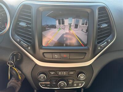 2016 Jeep Cherokee LATITUDE   - Photo 17 - Elkhart, IN 46514