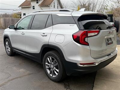 2022 GMC Terrain SLT   - Photo 7 - Elkhart, IN 46514